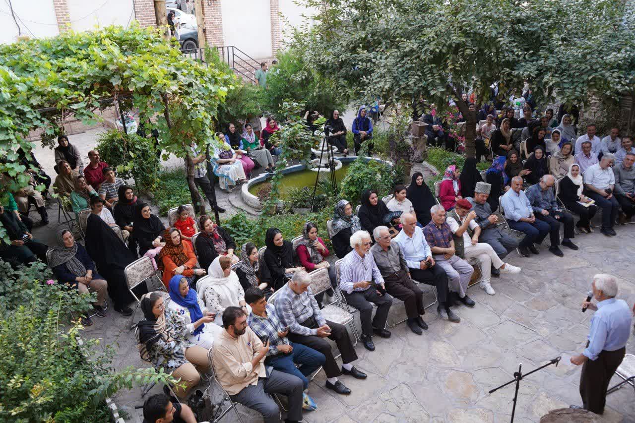 آیین سنتی «مینجیق سالما» با هدف احیای میراث معنوی و هویت فرهنگی آذربایجان در خوی برگزار شد