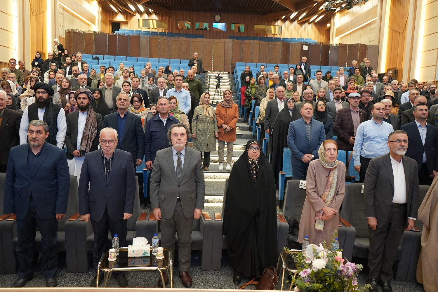 رونمایی از کتاب «آستان شمس تبریزی» و تثبیت خوی بهعنوان دارالقرار شمس تبریزی