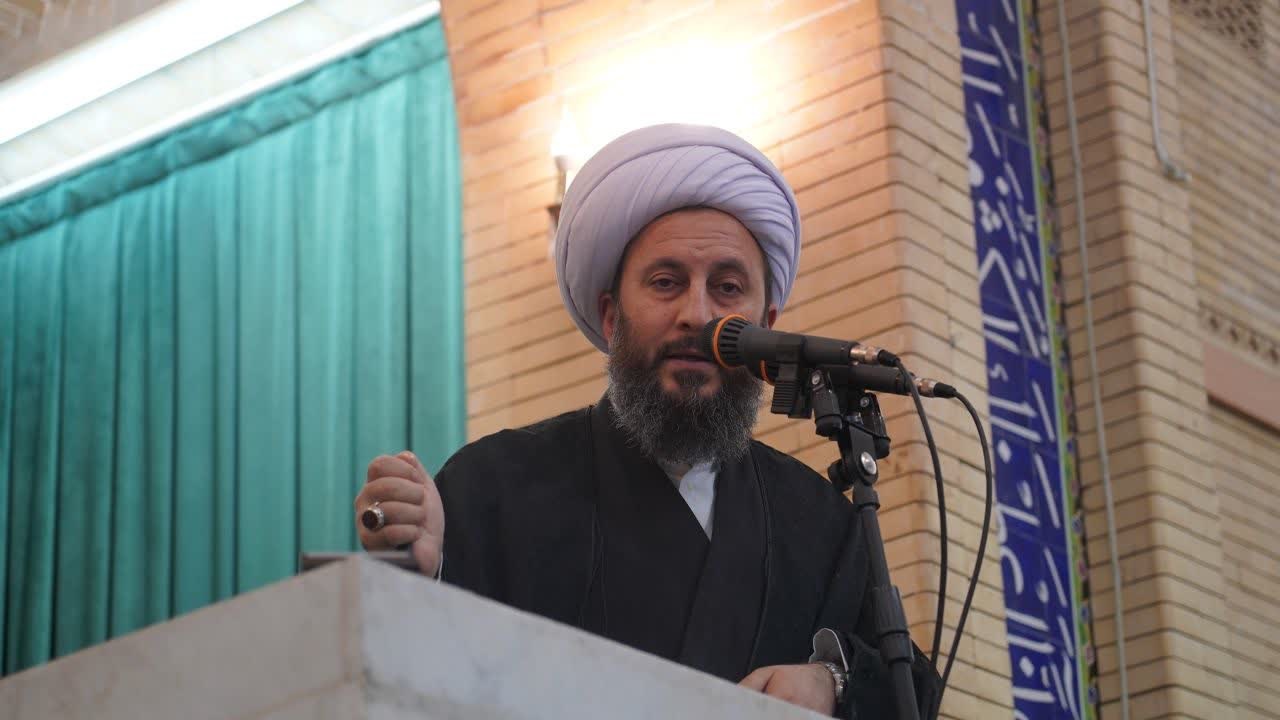 امام جمعه خوی: دشمن با چهار هدف جنگ را بر ایران تحمیل کرد/ تنگه هرمز بدون پذیرش شروط جمهوری اسلامی باز نخواهد شد